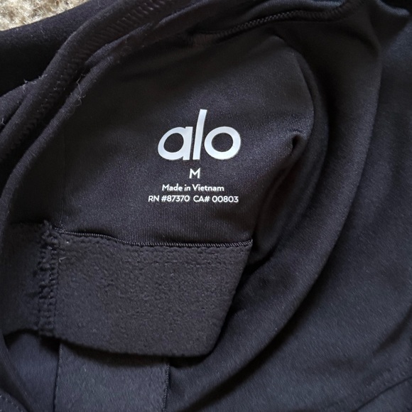 Alo yoga bodysuit - Picture 2 of 3